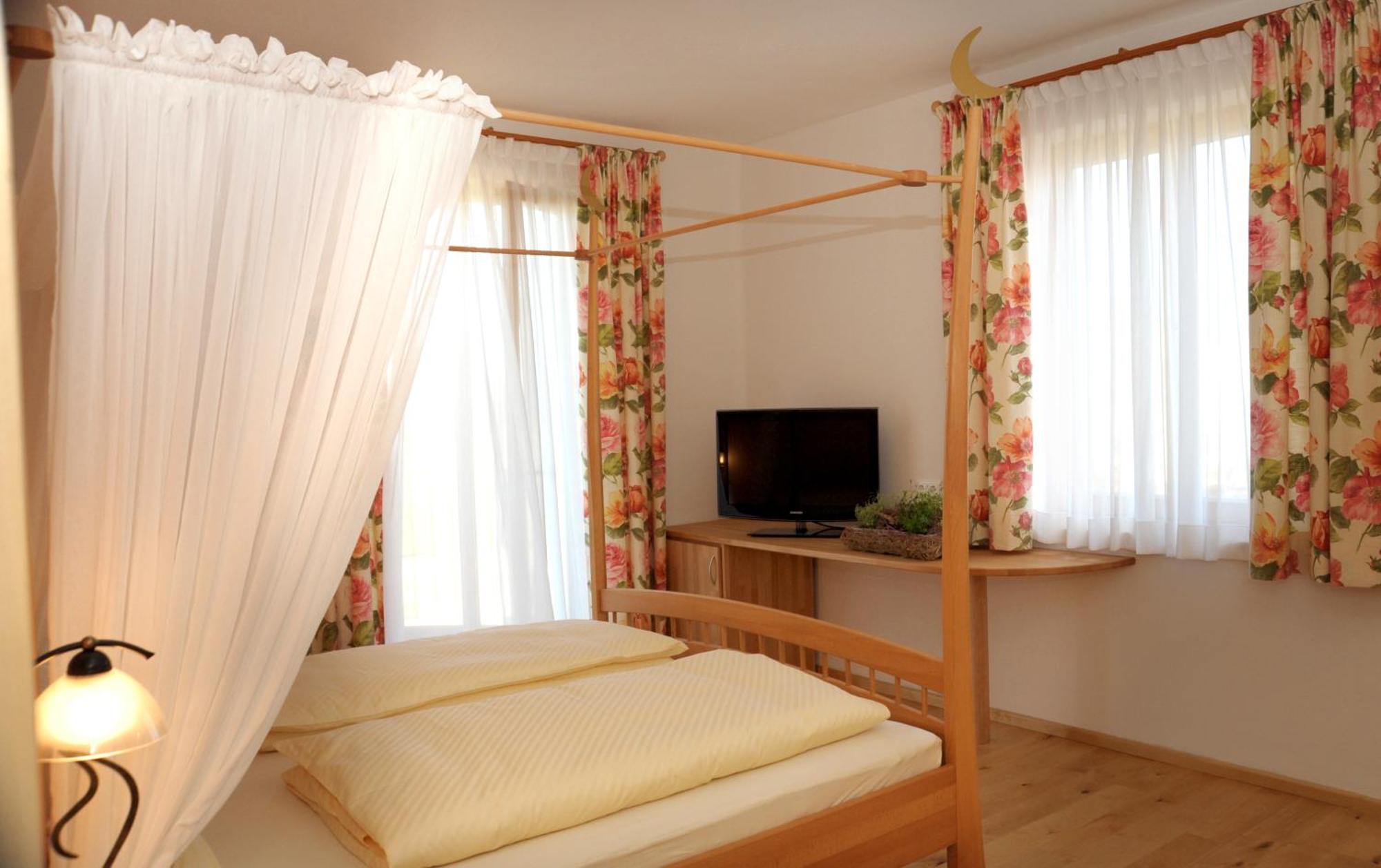 Naturhotel Goldene Zeit Georgenberg Екстер'єр фото