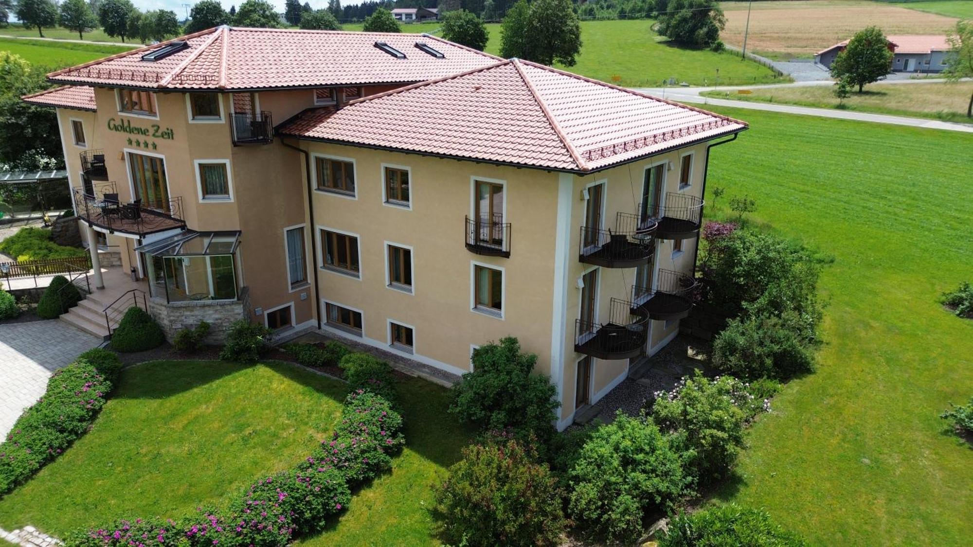 Naturhotel Goldene Zeit Georgenberg Екстер'єр фото
